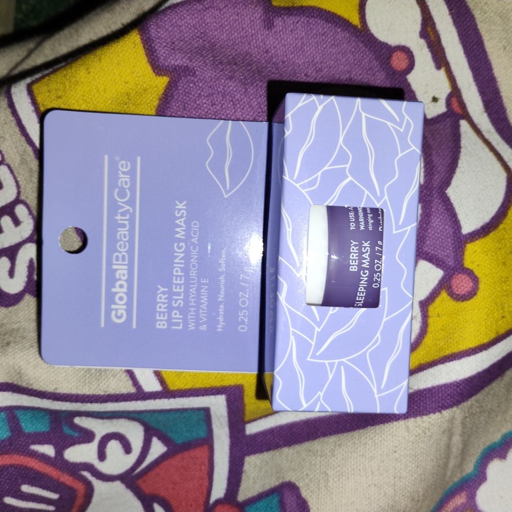 Global Beauty Care Berry Lip Sleeping Mask